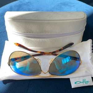 Oakley Feedback Sunglasses w/polarized lenses